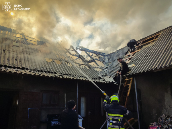 У Чернівецькій області вогнеборці ліквідували три пожежі &raquo; ТВА