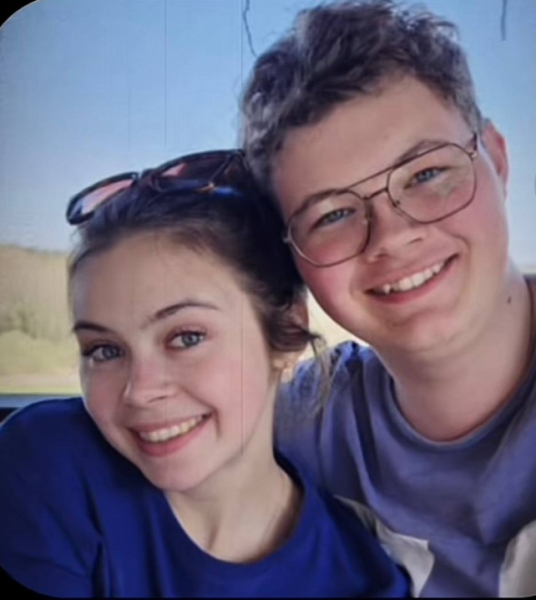 Батьки були проти стосунків: у Львові пара підлітків стрибнули з 16 поверху і розбилися на смерть » Чернівецький промінь | Новини. Буковина. Чернівці Батьки були проти стосунків: у Львові пара підлітків стрибнули з 16 поверху і розбилися на смерть » Чернівецький промінь | Новини. Буковина. Чернівці