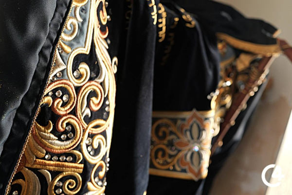 C4 - У Садгірській синагозі провели ритуал поховання священних книг, пошкоджених під час підпалу C4 - У Садгірській синагозі провели ритуал поховання священних книг, пошкоджених під час підпалу